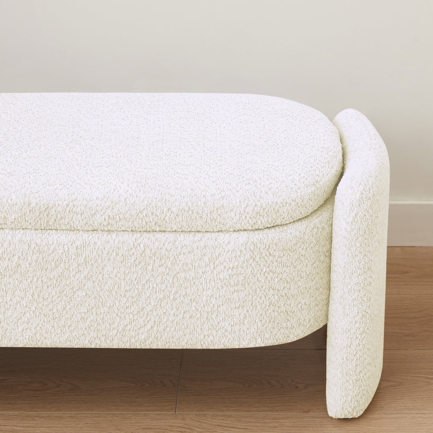 Ottoman Oval Storage Bench – Cream White (3D Lamb Fleece Fabric)