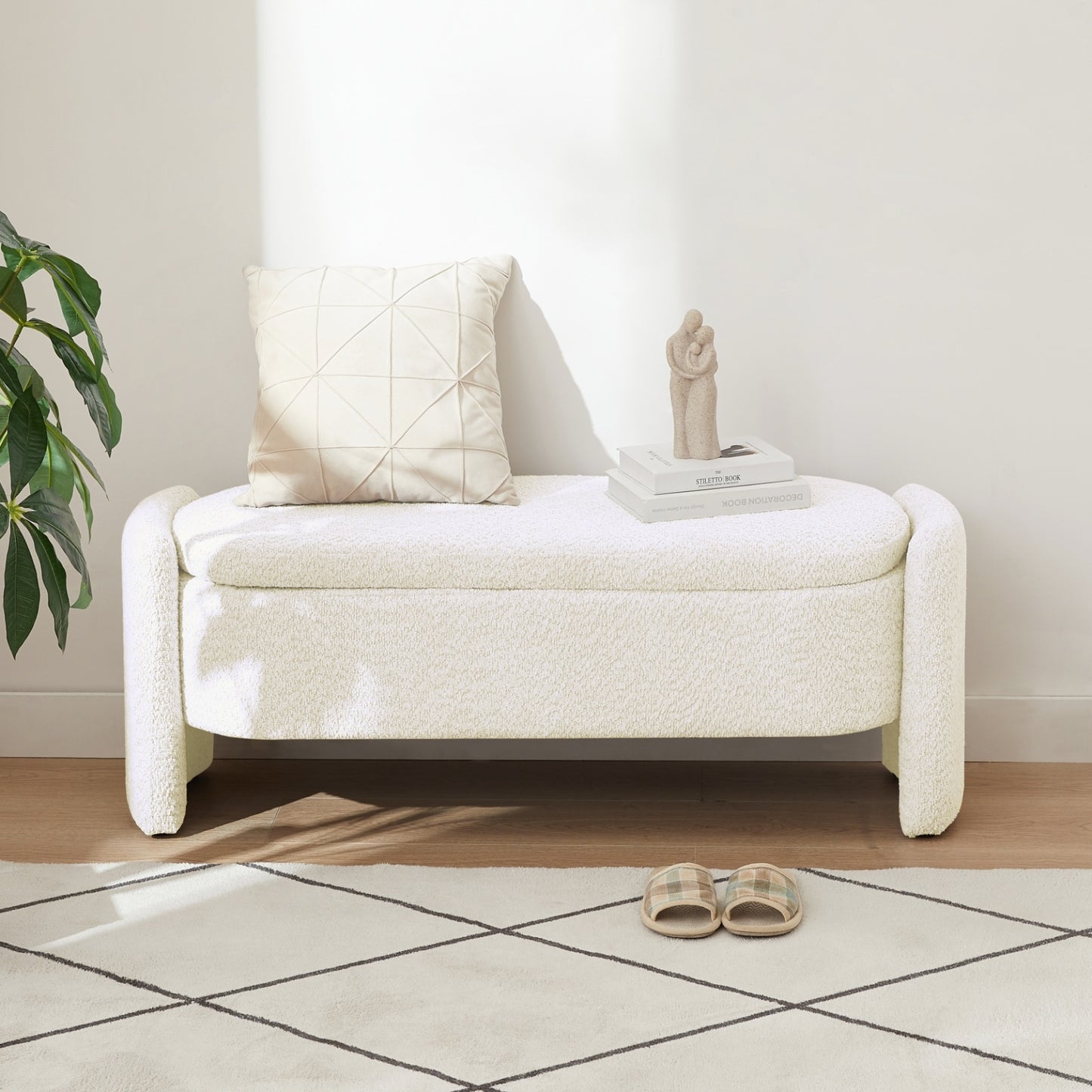 Ottoman Oval Storage Bench – Cream White (3D Lamb Fleece Fabric)